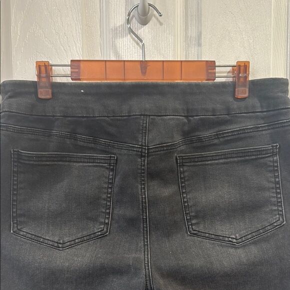 CHICO’S EMBELLISHED PULL-ON ANKLE JEGGINGS. DARK NIGHT WASH. - Picture 6 of 9